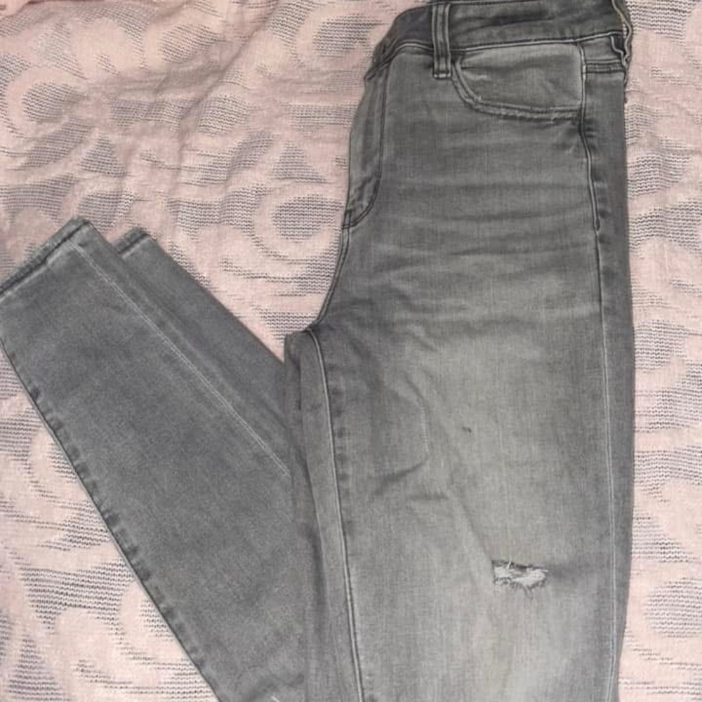 American Eagle Outfitters High Rise Gray Jeans Modern Style